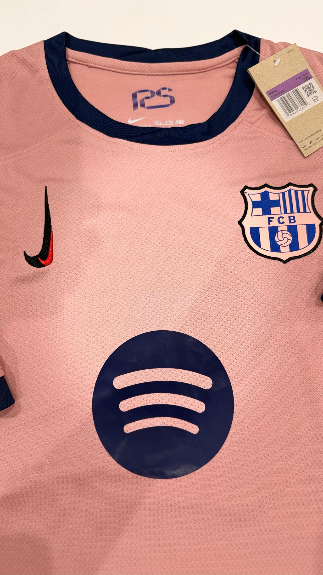 Camiseta Barcelona 25-26, tamanho 10 Lamine Yamal – photo 3